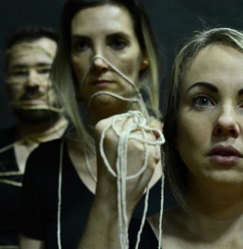 O Grupo teatral Menos Zoom Art Group estreia a peça M.U.L.H.E.R em Caxias do Sul