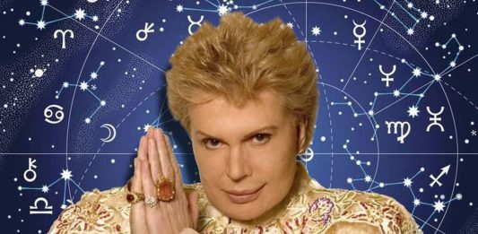 Walter Mercado, astrólogo, morre aos 87 anos