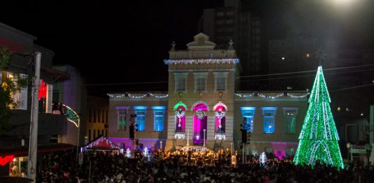 Magia do Natal toma conta de Bento Gonçalves