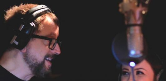 Cantora e compositora de Garibaldi lança single e clipe com Thedy Corrêa