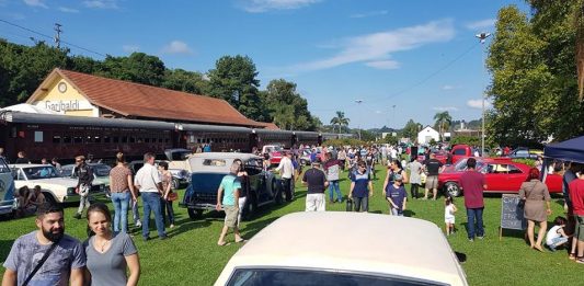 Sábado tem encontro de carros antigos em Garibaldi