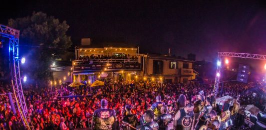 Acadêmicos do Luizinho realiza quarto Carnaval de Rua em Caxias do Sul