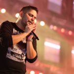 Jorge, dupla de Mateus, está namorando design de moda