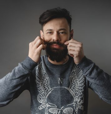 Humorista Nando Viana apresenta show inédito em Bento Gonçalves