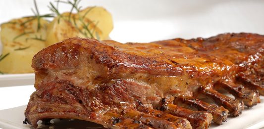 Aprenda 7 técnicas para amaciar carnes