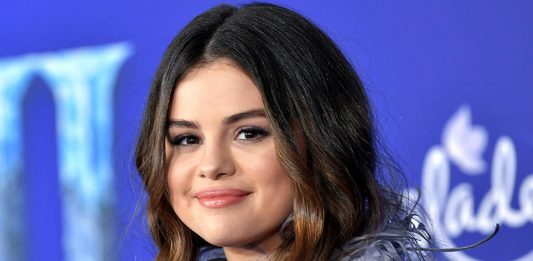 Penso que vou ficar sozinha para sempre diz Selena Gomez