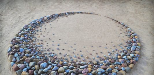 Esculturas de tirar o fôlego na praia