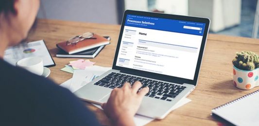 Faculdade à distância? Saiba 5 erros que atrapalham o seu rendimento em casa