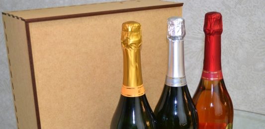 Vinícola Garibaldi presenteia casais com kit Taça e Trufa