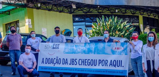 Doação da JBS chega a Carlos Barbosa Doação da JBS chega a Carlos Barbosa