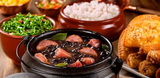 Santa Clara lança linguiça mista defumada 500g