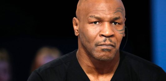 Mike Tyson fará luta de exibição com Roy Jones Jr