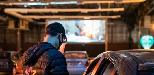 Drive-in Bento tem sucesso de público em Bento Gonçalves
