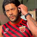 Jogador Hulk desabafa nas redes sociais sobre a declaração da ex-mulher