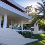 Maiara e Maraisa colocam mansão à venda por R$ 7 milhões