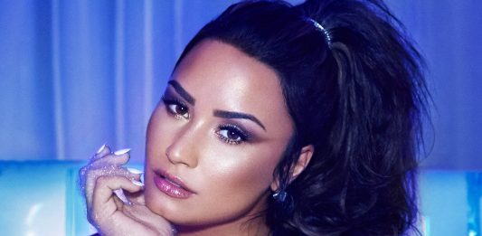 Após término de noivado, Demi Lovato lança música