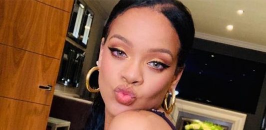Rihanna é acusada de apropriação cultural e desrespeito