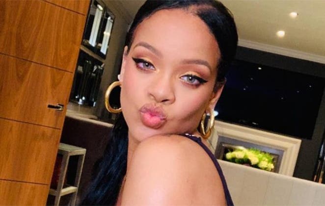 Rihanna é acusada de apropriação cultural e desrespeito