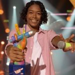 Kauê Penna, vencedor do 'The Voice Kids', descobre cisto nas cordas vocais.