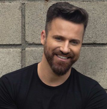 Esposa de cantor sertanejo expõe traição do marido com sua amiga