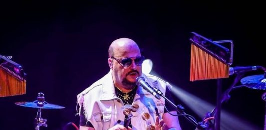 Paulinho, vocalista do Roupa Nova, morre aos 68 anos