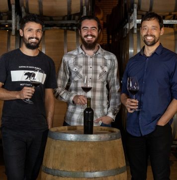 Trio de amigos idealiza projeto do primeiro vinho produzido via crowdfunding no Brasil