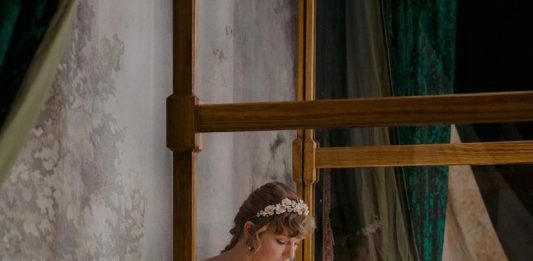 Taylor Swift anuncia Evermore