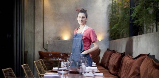 Criminosos invadem restaurante de Paola Carosella em São Paulo