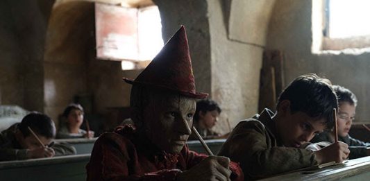 Estrelado pelo vencedor do Oscar Roberto Benigni, Pinóquio chega aos cinemas nacionais em 21 de janeiro de 2021.