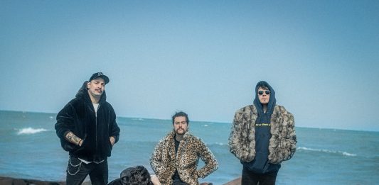 Isolamento inspira single da Kids For Nothing