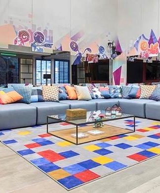 Designer Marta Manente assina peças de design para a casa mais cobiçada da TV brasileira