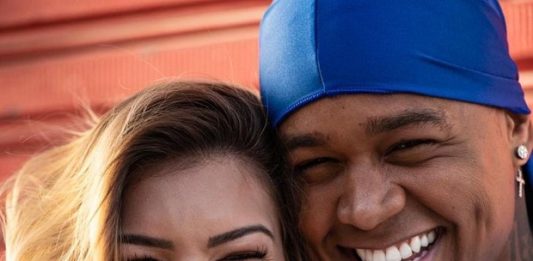Léo Santana e Lore Improta anunciam gravidez