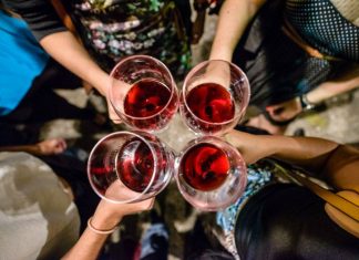 Entre Mulheres e Vinhos acontece online no dia 31 de março