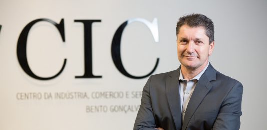 Empresário de Bento Gonçalves, Elton Paulo Gialdi, é eleito presidente da CICS Serra