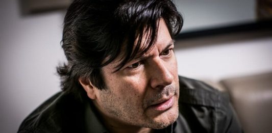 Paulo Ricardo é proibido pela Justiça de cantar músicas do RPM