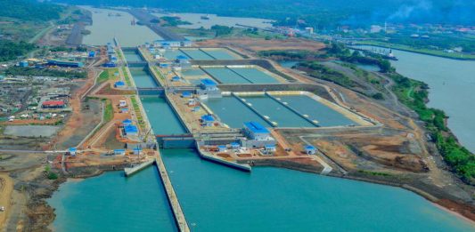 Como funciona o Canal do Panamá