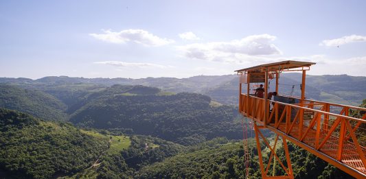 Enoturismo, gastronomia e aventura: roteiros ao ar livre exploram a Região Uva e Vinho