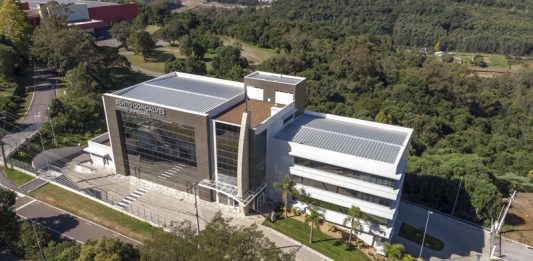 Sindmóveis Bento Gonçalves completa 44 anos