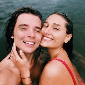 Sasha Meneghel e João Figueiredo planejam lua de mel na Grécia