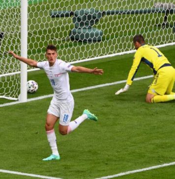 Patrick Schick: O gol que o Pelé não fez