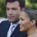 Jennifer Lopez e Ben Affleck são clicados abraçadinhos em restaurante