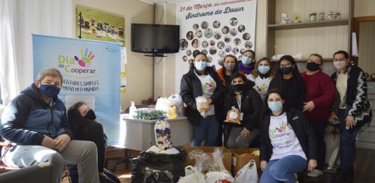 Parceiros Voluntários faz intermédio de doações para a AIDD Bento Gonçalves