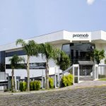 Maior empresa de inovação para setor moveleiro abre vagas de emprego no RS