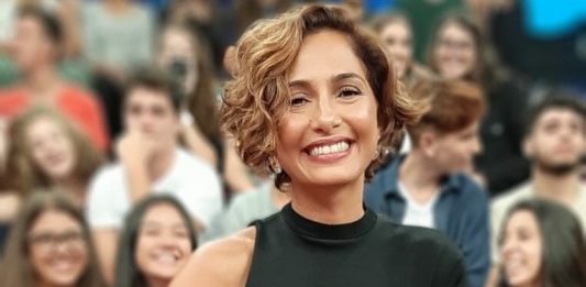Camila Pitanga apresenta novo namorado