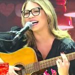 Desenho que ilustra Marília Mendonça sendo recebida por Paulo Gustavo viraliza