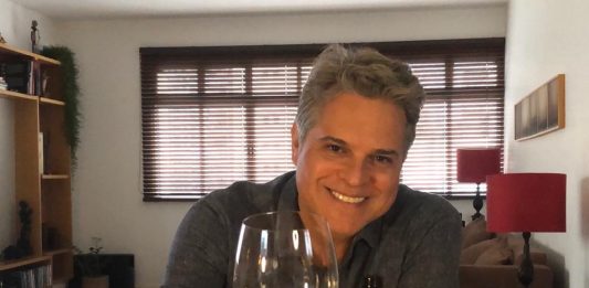 Juan Alba tem um canal de vinhos: VinoDrops