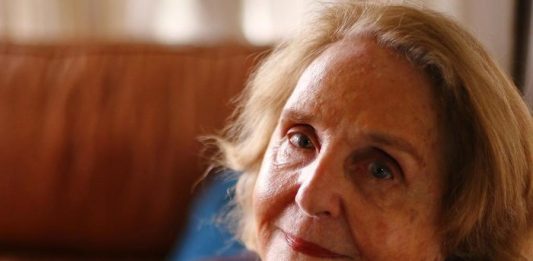 Morre a escritora Lya Luft