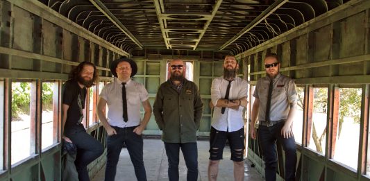 Com show da Blackbirds, festival reúne cervejas artesanais, comida, cachaças e outras atrações em Santa Tereza