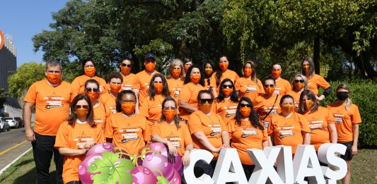 Caminhada pelo fim da violência contra mulheres e meninas ocupa as ruas de Caxias do Sul