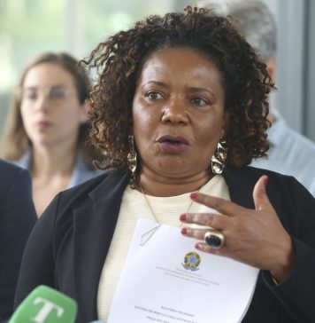 Margareth Menezes anuncia desbloqueio de quase R$ 1 bi da Lei Rouanet